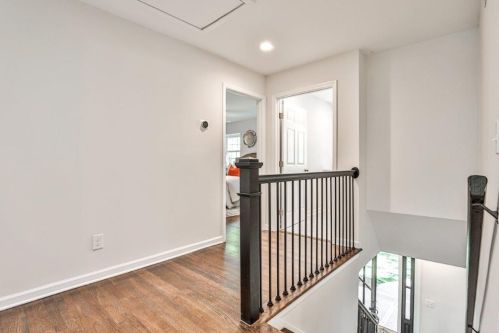 3911 Edenton Ct, Atlanta GA  30319-1883 exterior