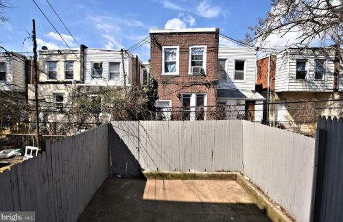 328 61 St, Philadelphia PA 19142-3402 exterior