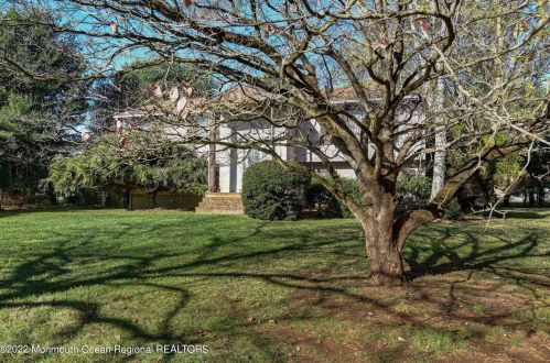 65 Camille Ln, East Freehold, NJ 07728-1560