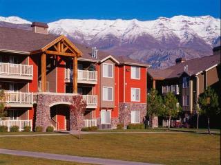 170 Pleasant Grove Blvd, Pleasant Grove UT  84062-2788 exterior