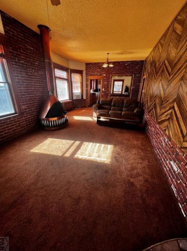 2023 Elizabeth St, Pueblo, CO 81003-4058