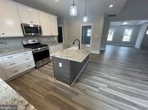 152 Bear Ct, Bumpass, VA 23024-4954