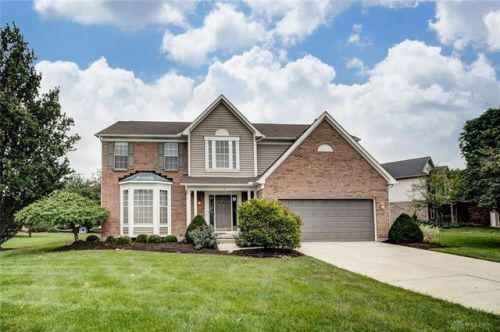 5 Chase Ct, Springboro, OH 45066-8928