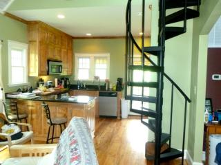 245 Goodwin Creek Trl, Afton VA  22920-2852 exterior