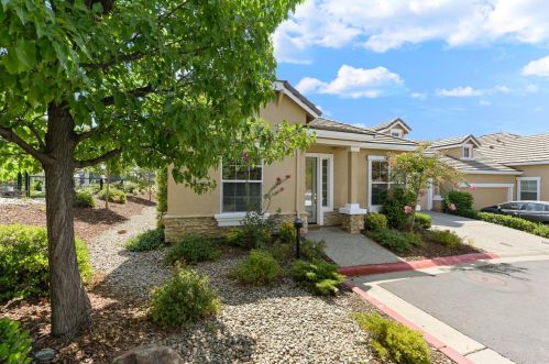 3843 Park Dr, Folsom, CA 95762-4568