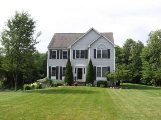 9 Comac Rd, Epping, NH 03042-1600