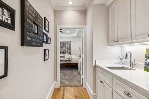 5620 Anita St, Dallas TX  75214-2709 exterior