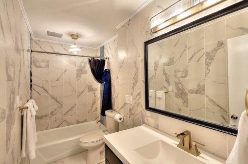 2504 Bradford Sq, Atlanta GA  30345-1336 exterior