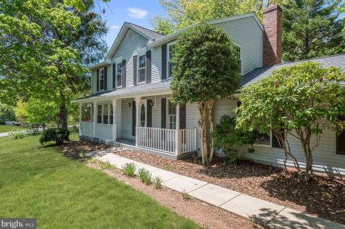 1138 Netherlands Ct, Silver Spring, MD 20905-6039