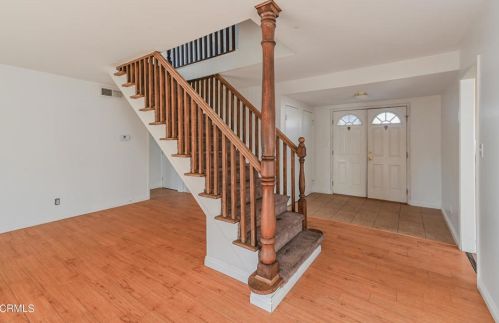 2466 Invar Ct, Simi Valley, CA 93065-4908