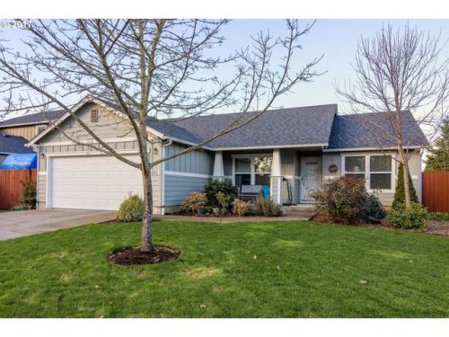 25207 Stellar Ave, Veneta, OR 97487-8750