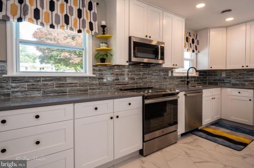 2112 Arden Dr, Fallston MD  21047-1404 exterior