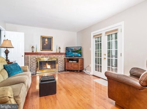 7620 Bertito Ln, Springfield VA  22153-1601 exterior