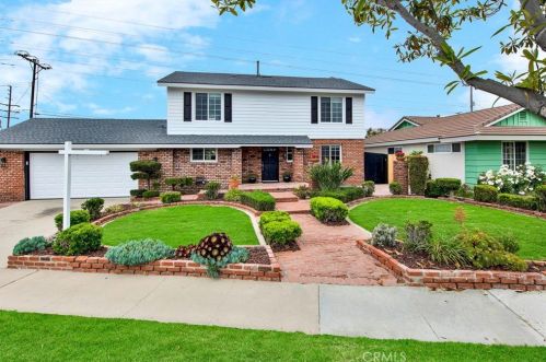 18953 Santa Mariana St, Santa Ana, CA 92708-6226