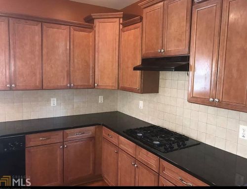 5310 Estates Dr, Atlanta GA  30349-7604 exterior