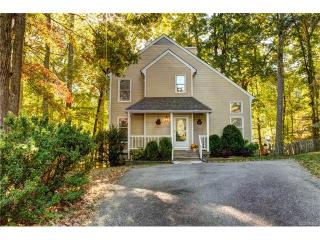 1419 Sycamore Ridge Ct, Midlothian VA  23114-1258 exterior