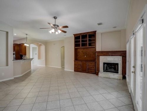 4520 Eagle Feather Dr, Austin TX  78735-6466 exterior