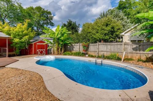 1362 Eubanks Ave, Atlanta GA  30344-4909 exterior