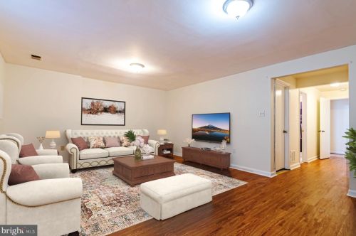 5 Casino Ct, Silver Spring MD 20906-5953 exterior