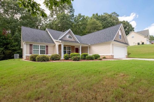 2321 Robin Dr, Loganville, GA 30052-7159