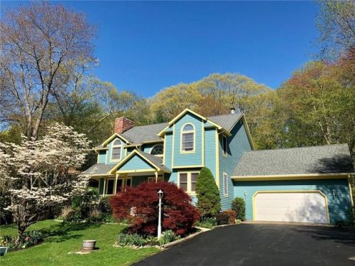 9 Briarwood Rd, Lincoln, RI 02865-1001