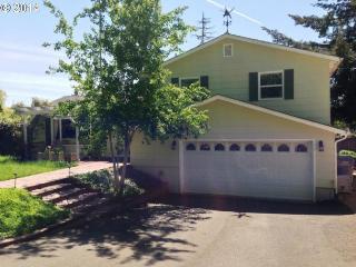 1934 West Thornton Lk Dr, Albany OR  97321-1366 exterior
