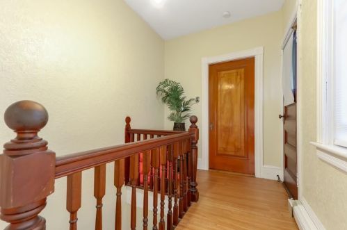 28 Amory St, Providence, RI 02904-1502