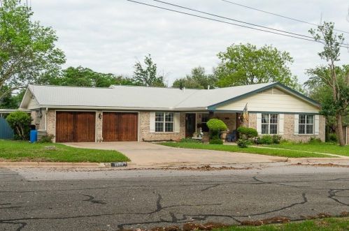 1603 Pecan St, Georgetown, TX 78626-7317