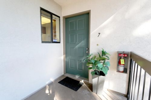 602 San Conrado Ter, Sunnyvale CA  94085-3170 exterior