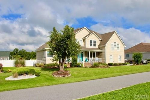 118 Bayside Dr, Moyock, NC 27958-9056
