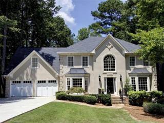 11825 Highland Colony Dr, Roswell, GA 30075-2169