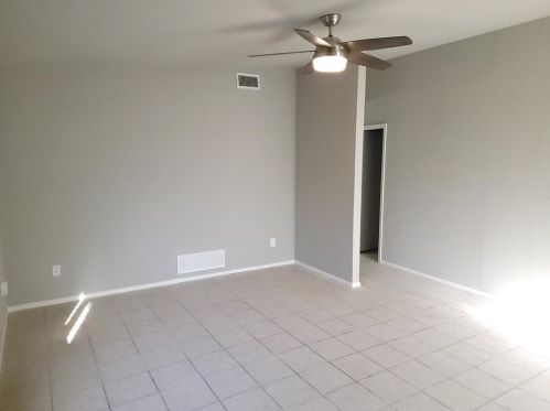 1126 Clark Rd, Cedar Hill TX  75104-3243 exterior