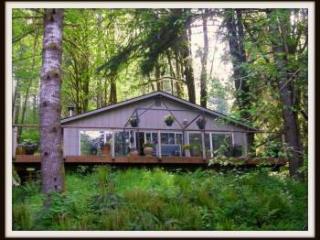 9884 Bch Dr, Westport OR  97016-7266 exterior