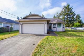 922 138th St, Tacoma WA  98444-3446 exterior