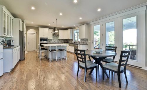 10475 Deerfield Rd, Cincinnati OH  45242-4319 exterior