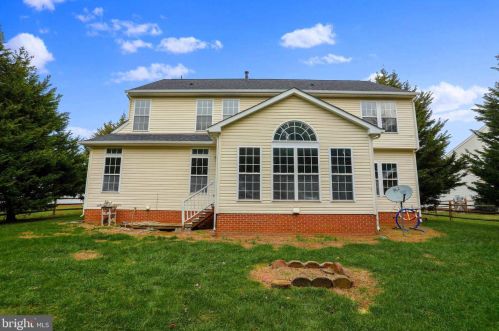 49 Pebble Beach Cir, Charles Town WV  25414-4061 exterior