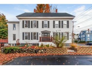 119 Rumford St, Concord, NH 03301-4571