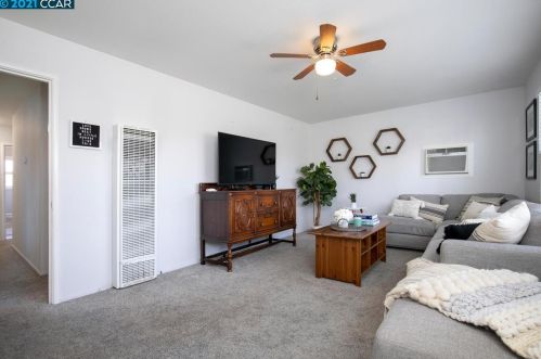 1829 Noemi Dr, Concord CA  94519-1445 exterior