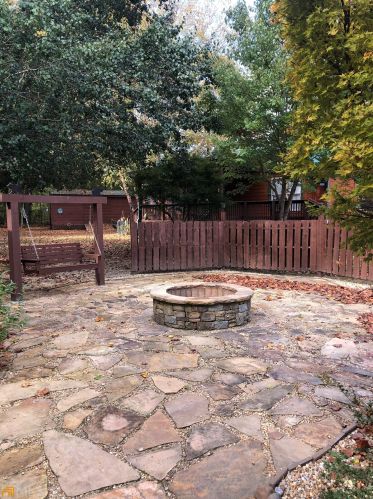 533 Elkmont Trl, Cleveland, GA 30528