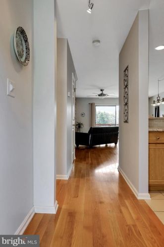 164 Fishhook Ln, Hedgesville, WV 25427-6574