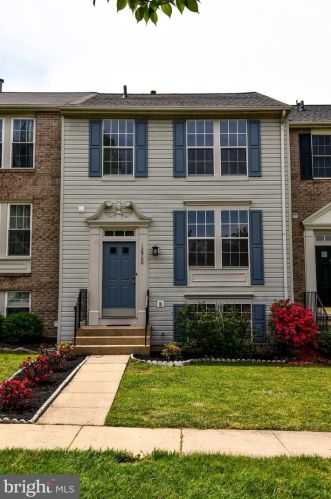 12960 Freestone Ct, Woodbridge, VA 22192-6461