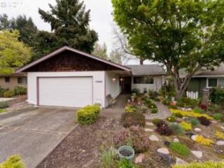 17850 Shasta Trl, Tualatin, OR 97062-8454