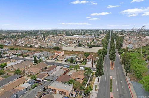 15115 Bellota Ave, Paramount CA  90723-4604 exterior