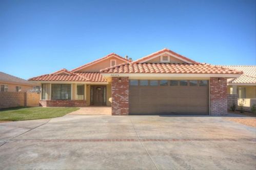 26374 Buccaneer Ln, Helendale, CA 92342-7739