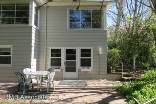 8395 Ridgeway Dr, Portland OR  97225-3047 exterior