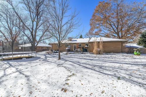 910 Estes St, Denver CO  80215-5452 exterior