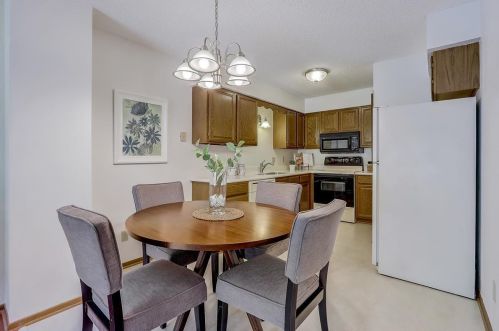 3828 Denmark Ave, Saint Paul MN  55123-1446 exterior