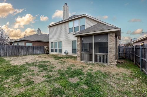 353 Branding Iron Trl, Fort Worth TX  76131-4582 exterior