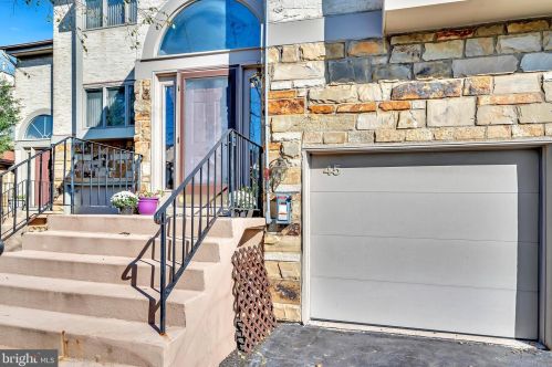 45 Woodmont Dr, Trenton, NJ 08648-2118