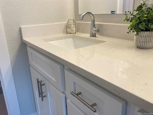 6244 Niagara Way, Englewood CO  80111-4454 exterior